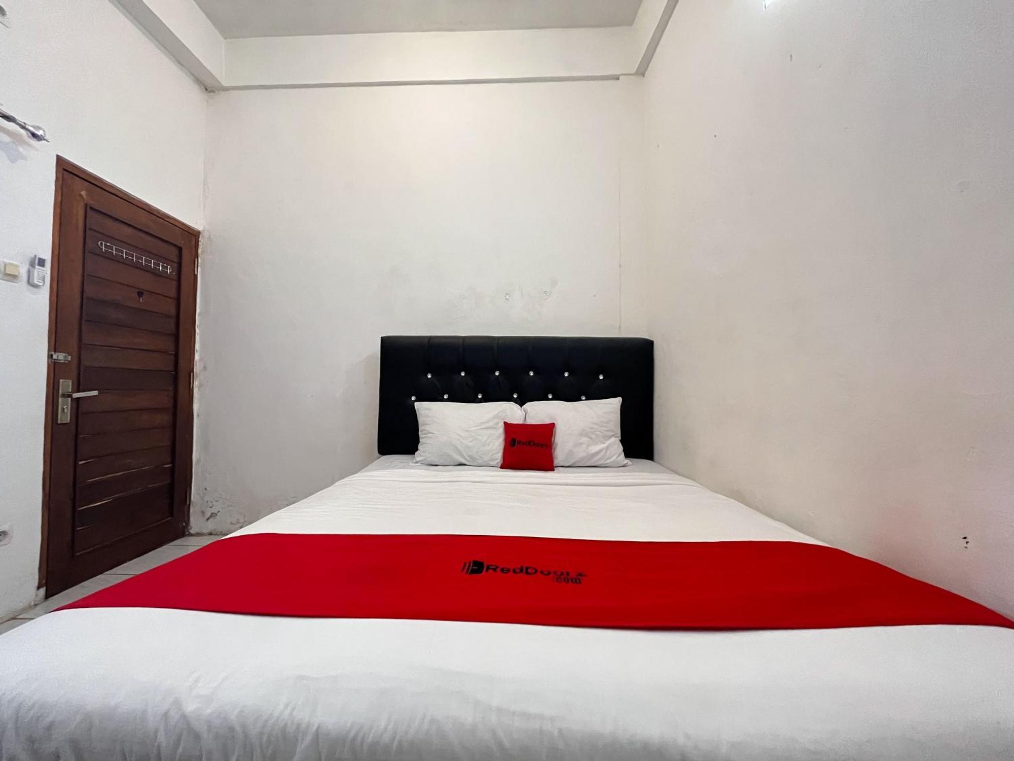 Reddoorz Syariah At Falisha Umy Ngabean Extérieur photo